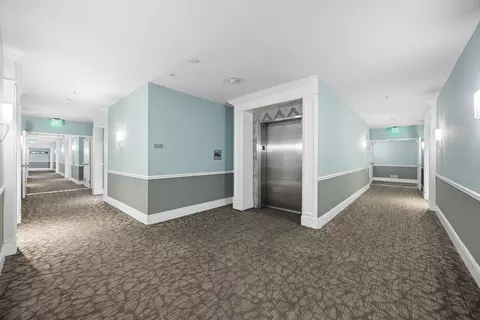 6138 Franklin Ave, Los Angeles, CA 90028
