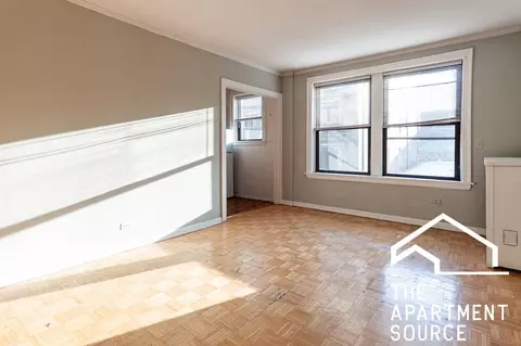 739 W Belmont Ave #316, Chicago, IL 60657
