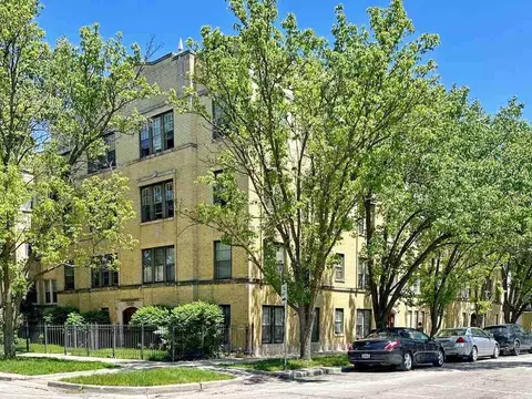 2856 W Cullom Ave #3, Chicago, IL 60618