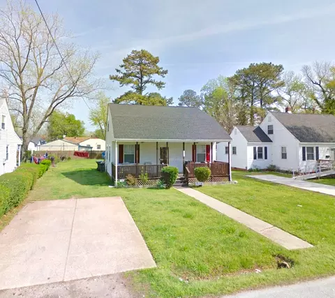 516 Homestead Ave, Hampton, VA 23661