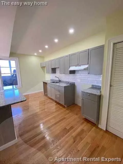 295 Windsor St #7, Cambridge, MA 02139