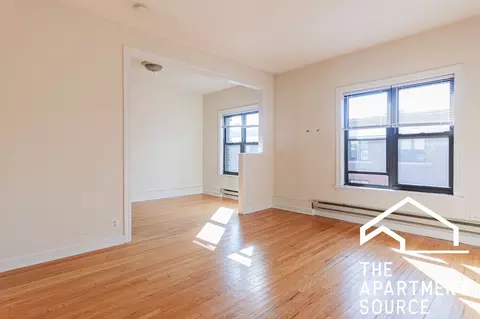 815 W Waveland Ave #N3, Chicago, IL 60613