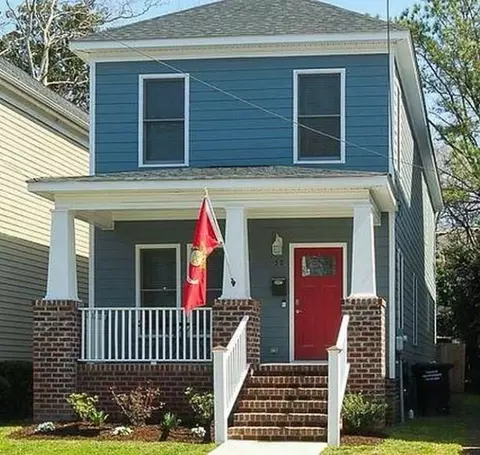 59 Riverview Ave, Portsmouth, VA 23704