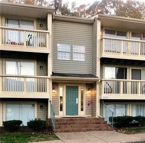 1610 Arlyn Cir, Charlotte, NC 28213