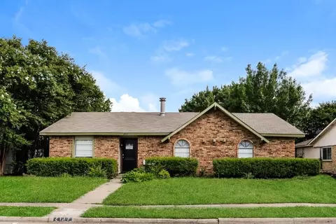 2117 Blue Ridge Trl, Grand Prairie, TX 75052