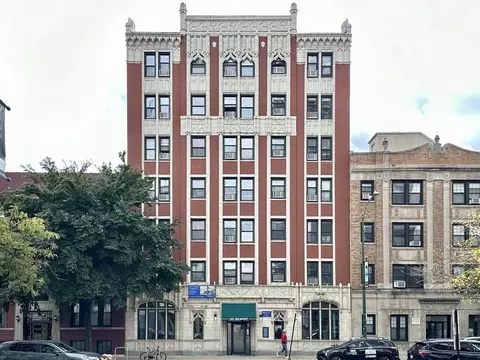 505 W Belmont Ave #4E, Chicago, IL 60657