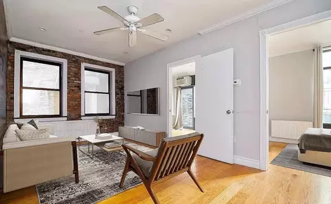 89 Clinton St #1F, New York, NY 10002