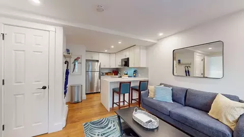clay st, Cambridge, MA 02140