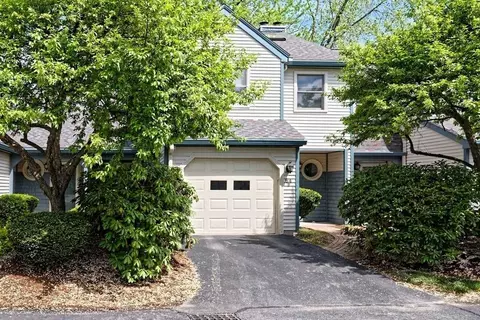 64 Crystal Brook Way, Marlborough, MA 01752