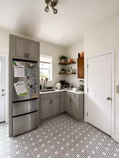 2141 N Uber St, Philadelphia, PA 19121
