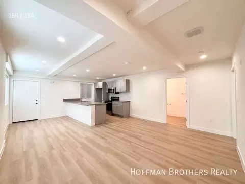 6738 Independence Ave #A2, Los Angeles, CA 91303