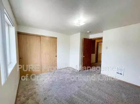 2619 SE 125th Ave #2, Portland, OR 97236