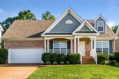 1014 Persimmon Dr, Spring Hill, TN 37174