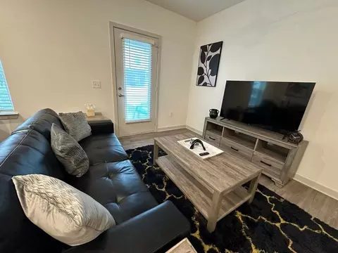 colonial preserve loop, Fort Myers, FL 33913