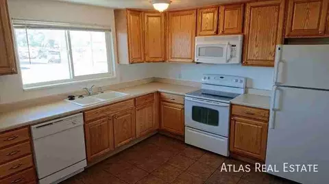 950 Bishop Ct #A, Castle Rock, CO 80104
