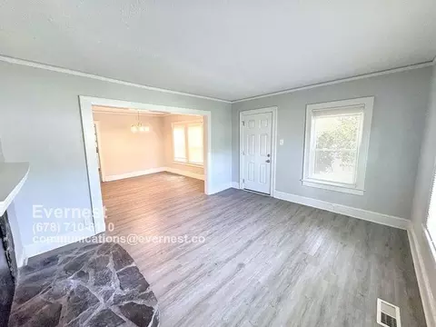 9 W Main St, Hampton, GA 30228 photo 5