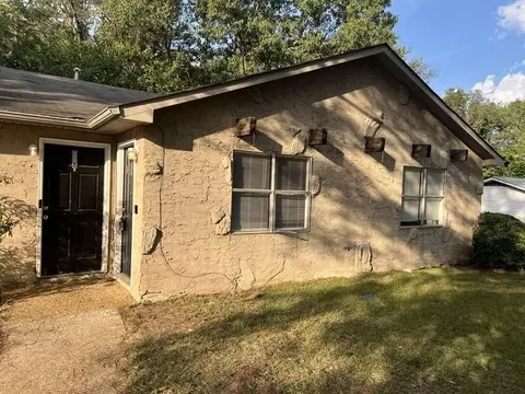 248 Fox Glen Rd NW #A, Birmingham, AL 35215