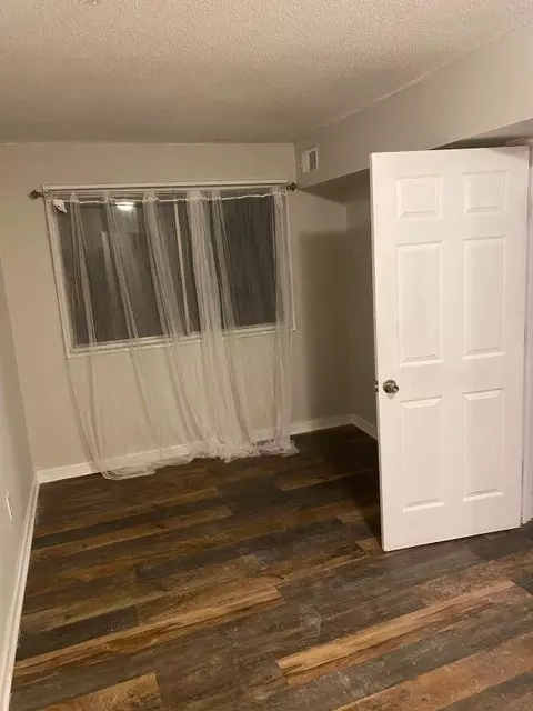 1836 Metzerott Rd # 417, Adelphi, MD 20783