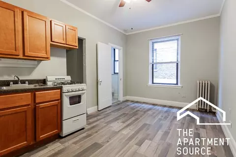 3831 N Fremont St #316, Chicago, IL 60613