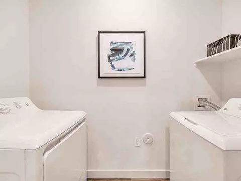 5151 N 95th Ave, Glendale, AZ 85305