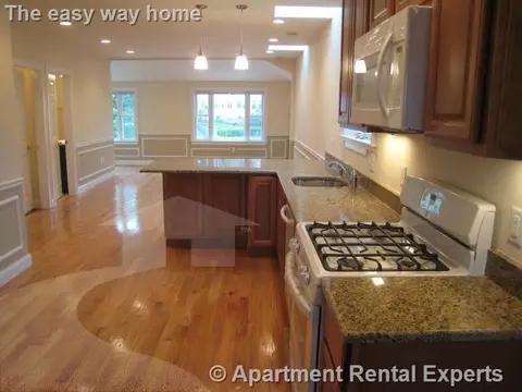 614 Main St #2, Medford, MA 02155
