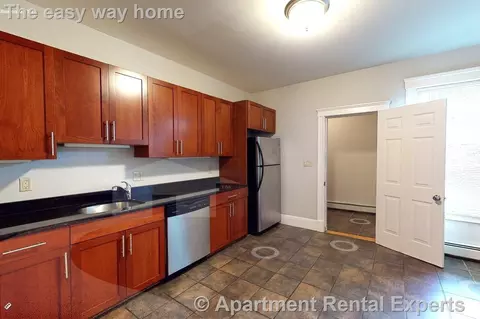 11 Beacon St #1, Boston, MA 02108