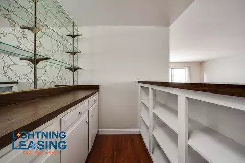 815 S Shenandoah St #301, Los Angeles, CA 90035