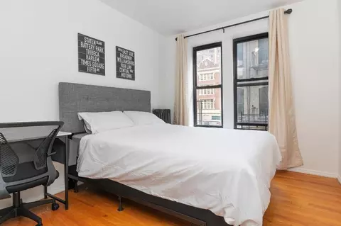 e 93rd st, New York, NY 10128