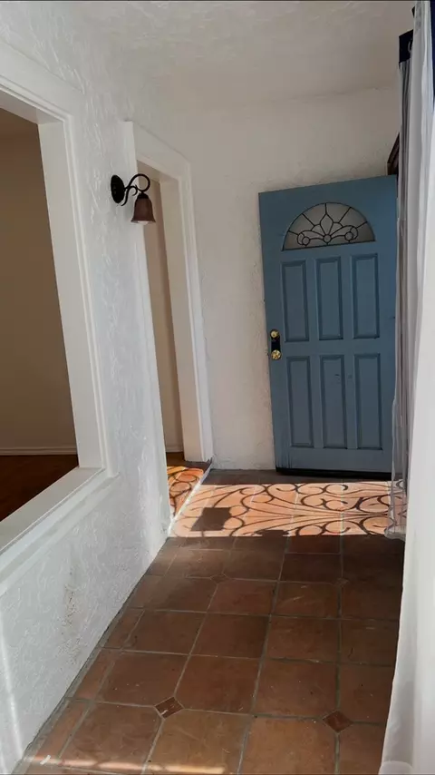 A St, Ladera Heights, CA 90230 photo 3
