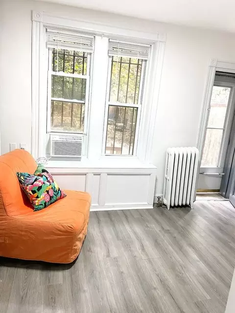 w 135th st, New York, NY 10037