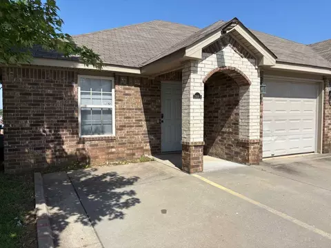 3308 SW Victoria Pl #2, Bentonville, AR 72712