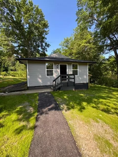 218 Fisk Ave # 1, Oak Ridge, TN 37830