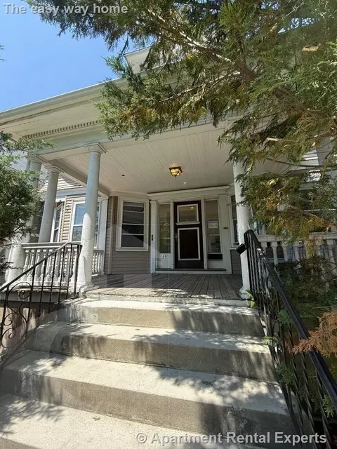 34 Central St #2, Somerville, MA 02143