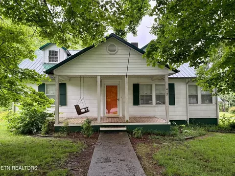 412 W Race St, Kingston, TN 37763