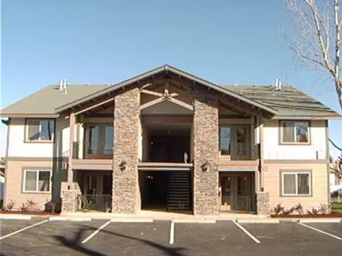 225 NW Greenwood Ave, Redmond, OR 97756