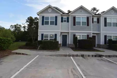 32 Winter Lake Cir, Savannah, GA 31407