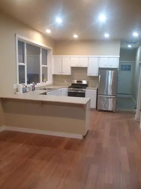 4337 SE 37th Ave, Portland, OR 97202
