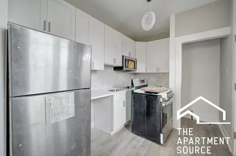 6521 N Newgard Ave #3E, Chicago, IL 60626
