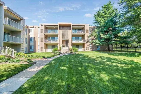 6024 Surrey Square Ln, District Heights, MD 20747