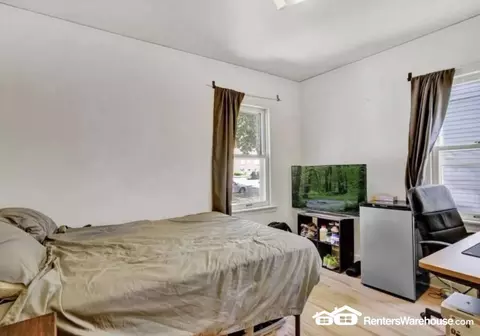 2036 Iglehart Ave, Saint Paul, MN 55104