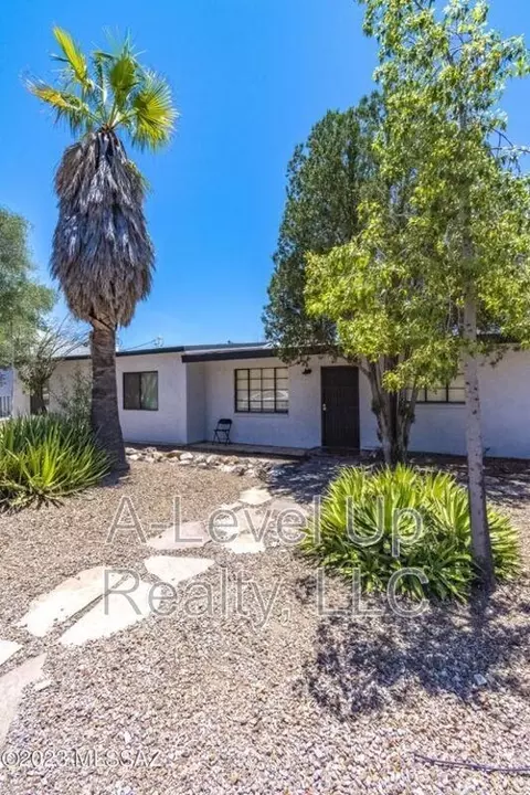1980 N Tyndall Ave, Tucson, AZ 85719