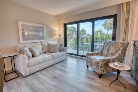 neapolitan ln, Naples, FL 34103