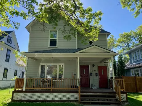 219 S 5th Ave #B, Bozeman, MT 59715