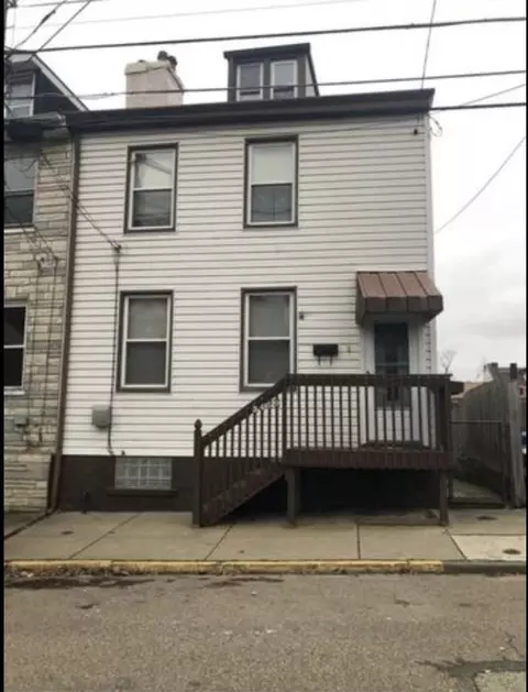 3459 Denny St, Pittsburgh, PA 15201