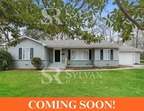 326 Hanging Moss Cir, Jackson, MS 39206