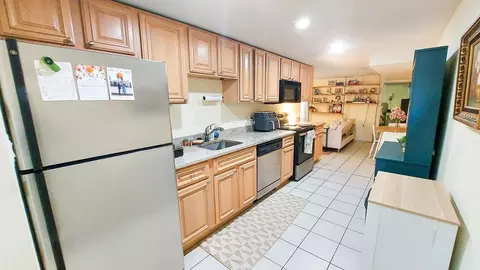 2719 Ontario Rd NW, Washington, DC 20009