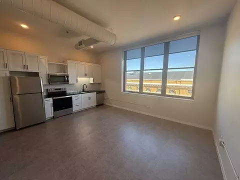 5 W 1st St #312, Duluth, MN 55802