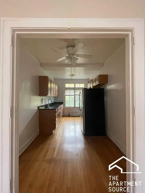 911 Elmwood Ave #E3, Evanston, IL 60202