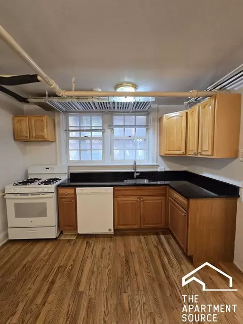 1454 Oak Ave #G, Evanston, IL 60201