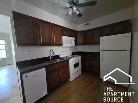 1969 W Foster Ave #1, Chicago, IL 60640